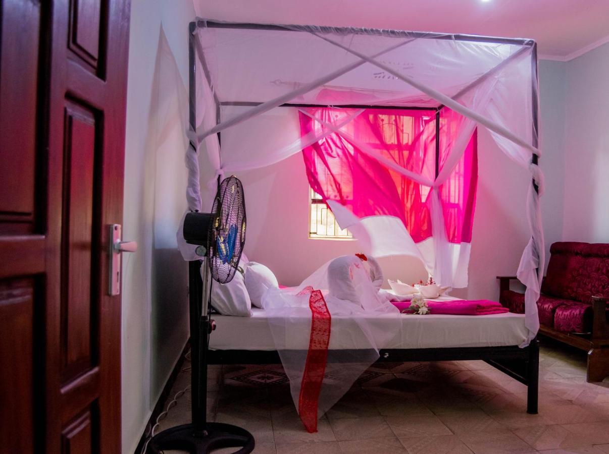 Kilimanjaro Summit Lodge Moshi Dış mekan fotoğraf