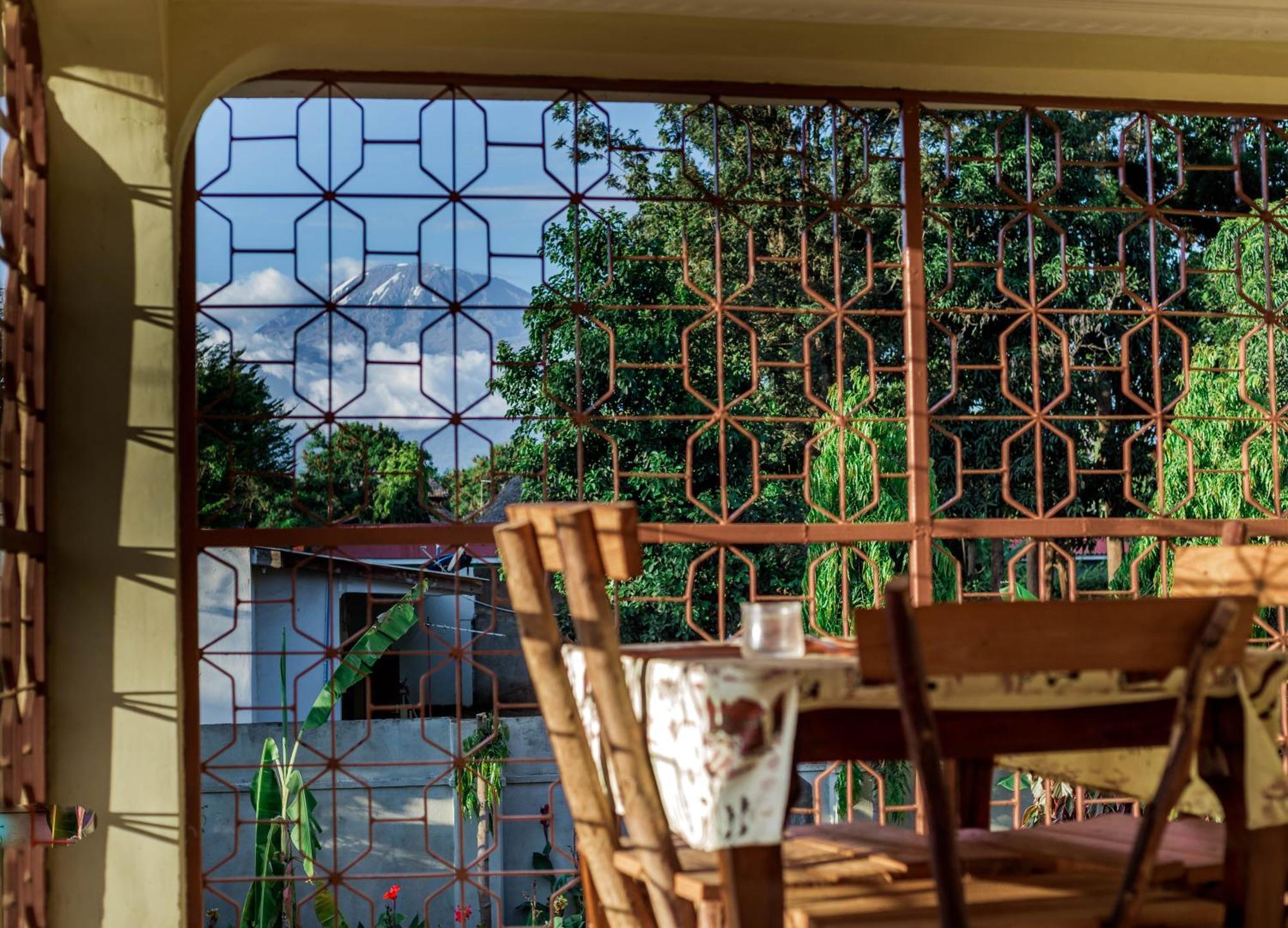 Kilimanjaro Summit Lodge Moshi Dış mekan fotoğraf