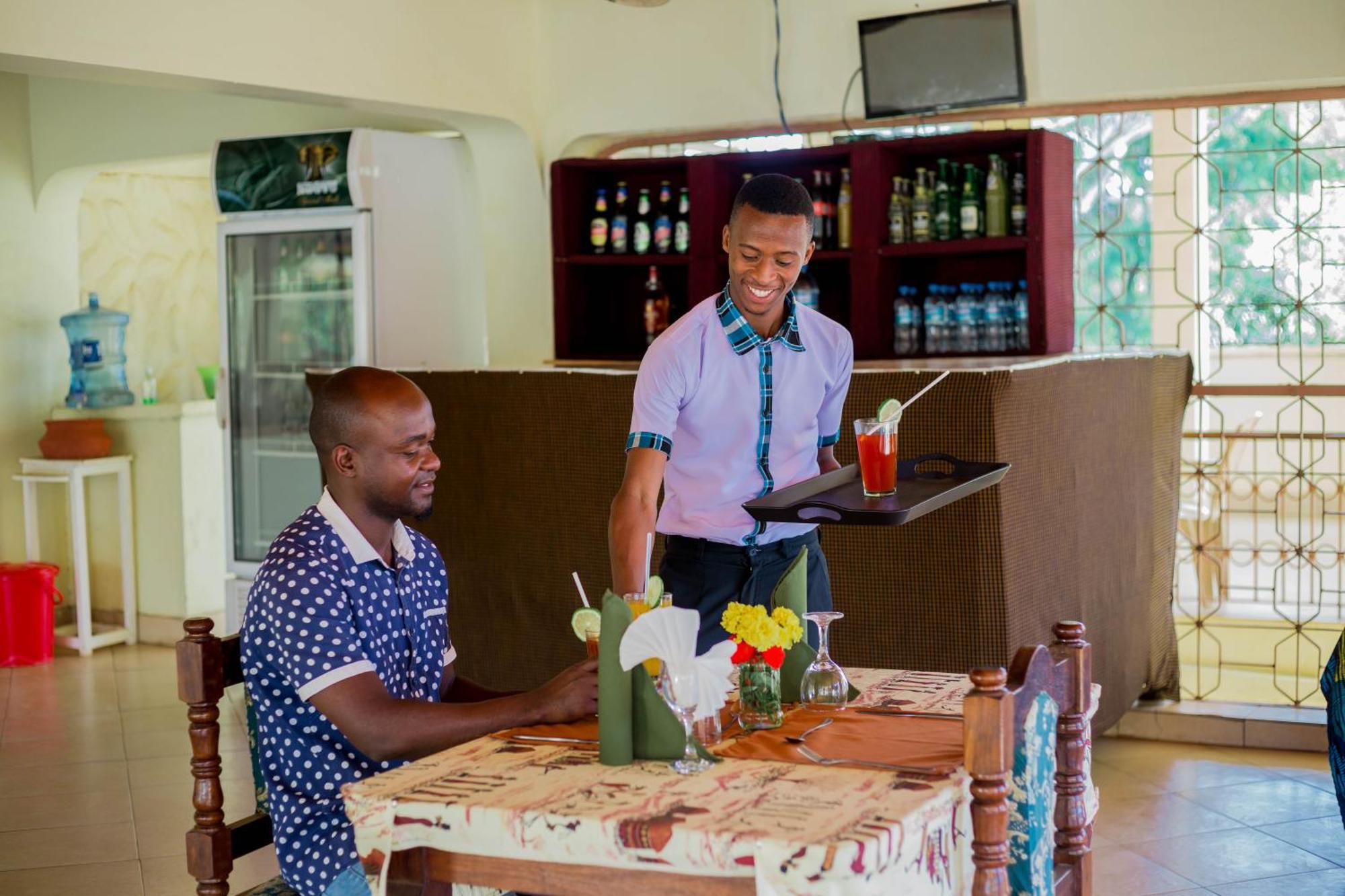 Kilimanjaro Summit Lodge Moshi Dış mekan fotoğraf