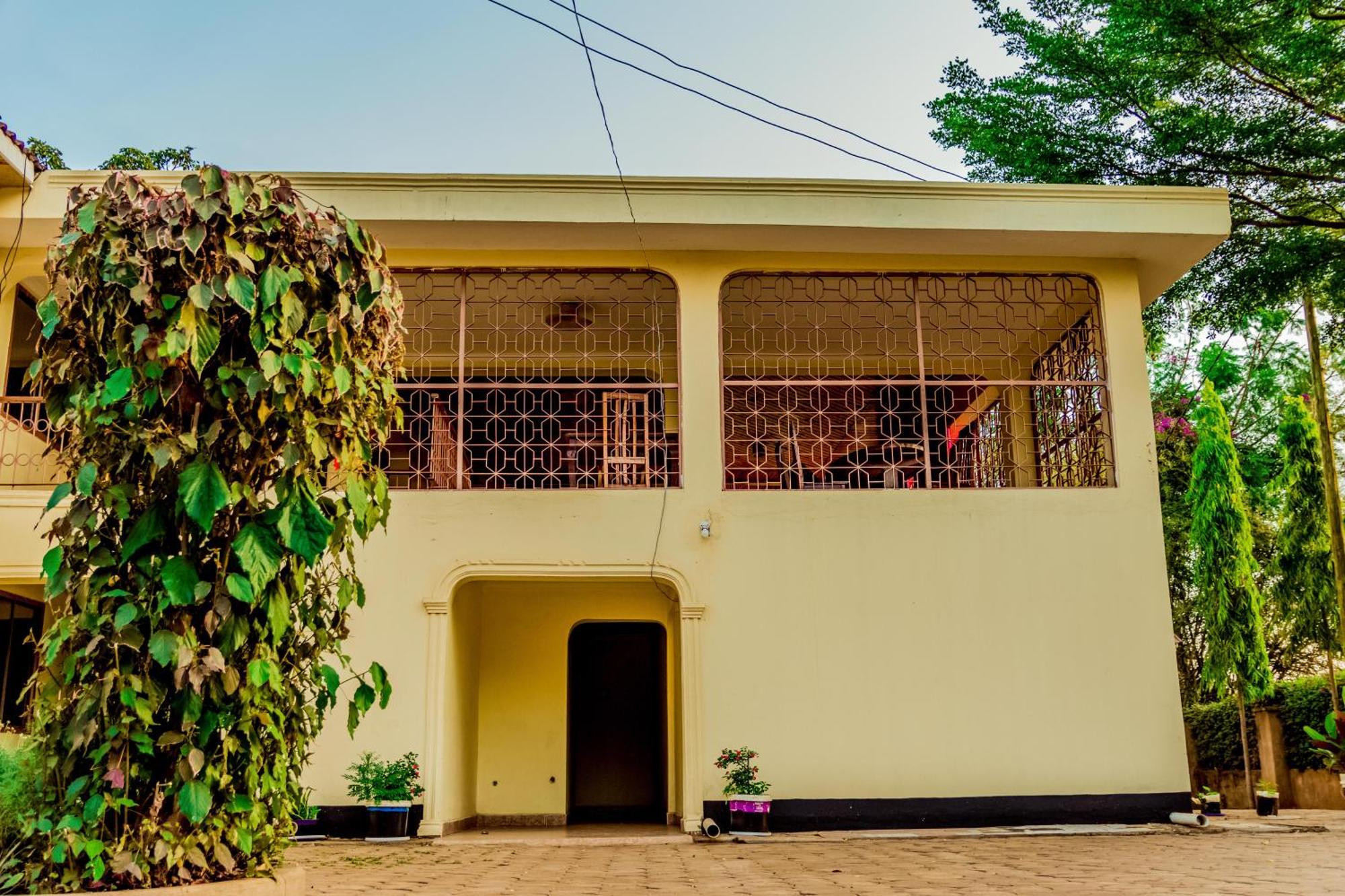 Kilimanjaro Summit Lodge Moshi Dış mekan fotoğraf